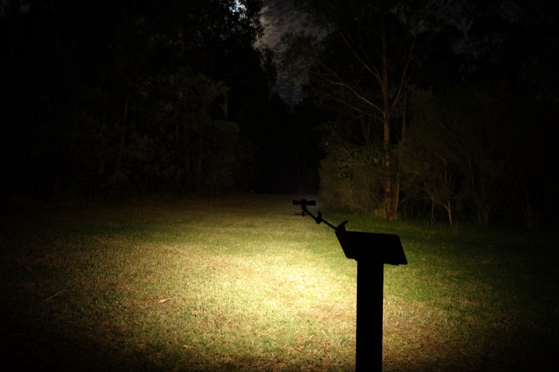 Armytek Wizard C2 WG Turbo beamshot