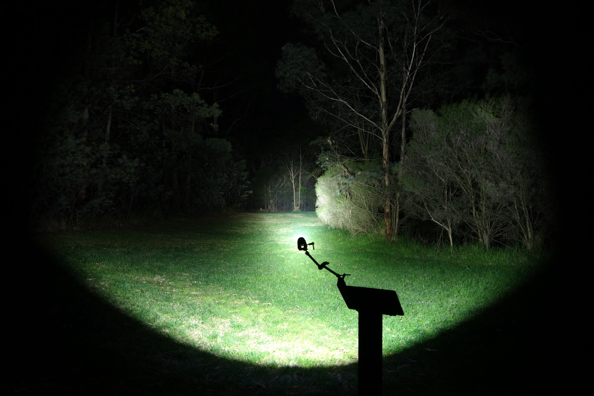 Manker MC13 II SE 18650 Turbo beamshot