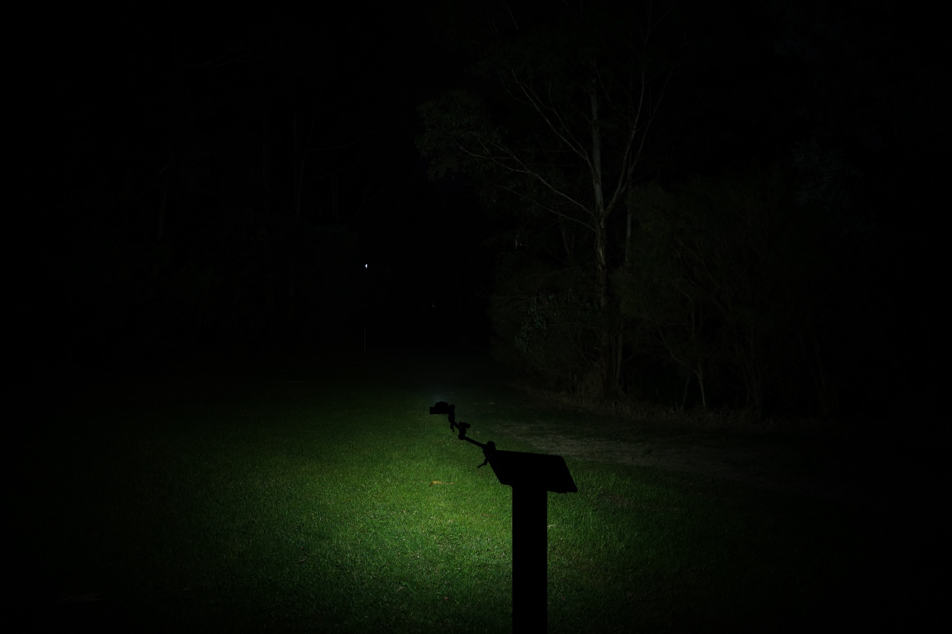 TrustFire H7GR Floodlight High beamshot